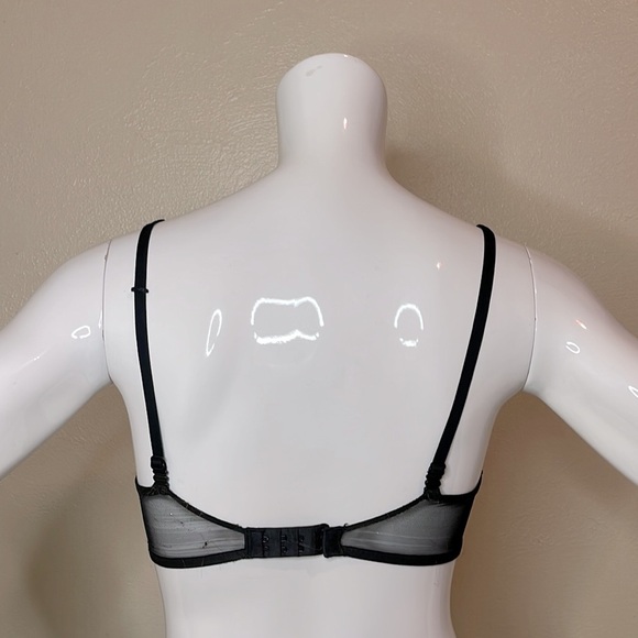 Bra - Picture 2 of 5